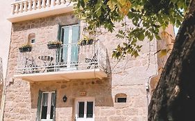 Mon Petit Coin De Paradis